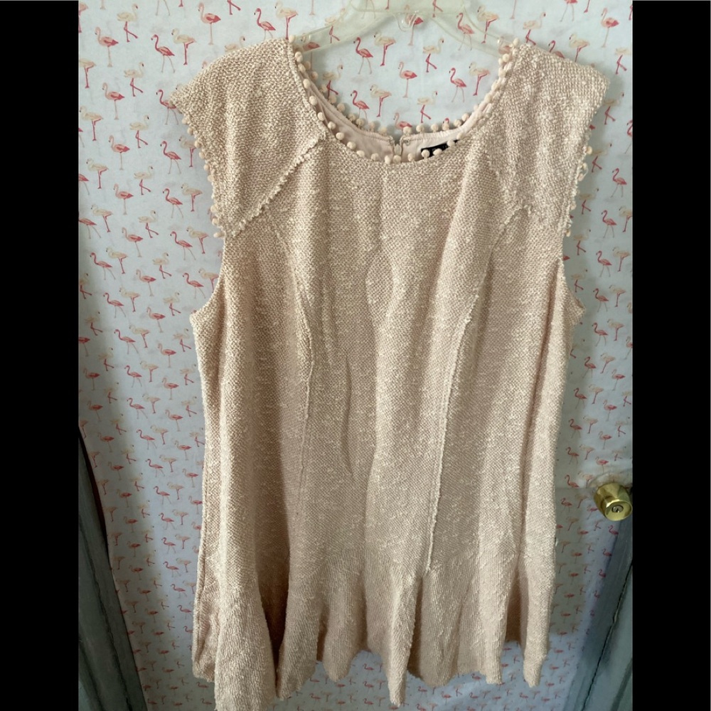 2x Venus Dress NWOT